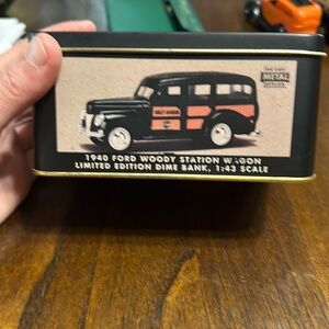 Harley Davidson 1940 ford woody station wagon die cast